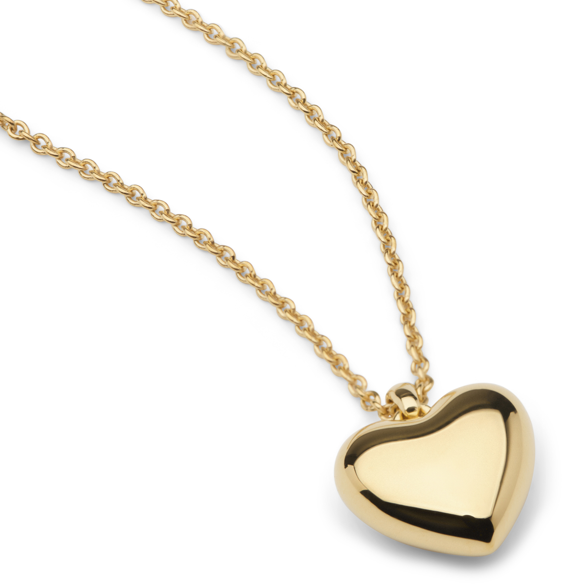 Goldene Halskette mit glänzendem Herzanhänger vor weißem Hintergrund, Schmuckstück als Symbol für Liebe und Verbundenheit.