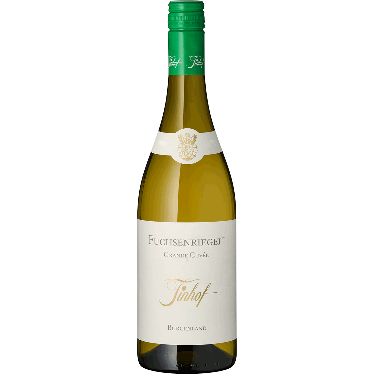 Eine einzelne Flasche Weißwein aus dem Weingut Tinhof Burgenland steht aufrecht vor einem weißen Hintergrund. Die Flasche hat ein grünes Etikett und einen grünen Schraubverschluss, das Etikett zeigt den Namen 'Fuchsriegel Grande Cuvée'. Das Bild vermittelt einen hochwertigen und klassischen Eindruck, ideal für Weinproben, Genießer und festliche Anlässe.