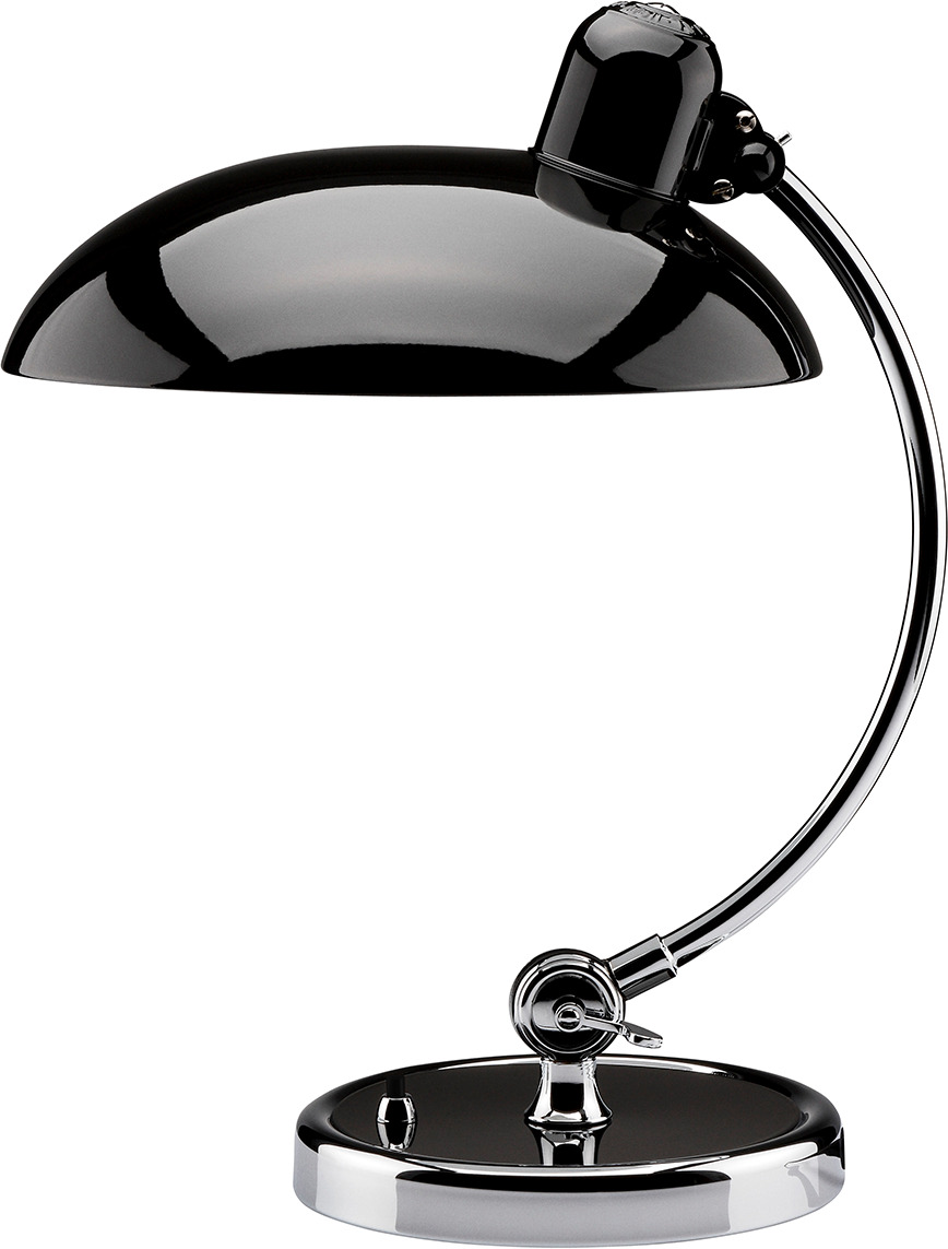Die Leuchte »Kaiser Idell« ist eine klassische Tischlampe im Retro-Design aus schwarzem Metall mit chromfarbenen Akzenten. Sie hat einen geschwungenen Arm und einen runden Sockel, ideal für Arbeitsplätze und dekorative Zwecke.