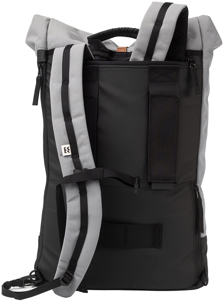Fahrradtasche/Rucksack »Annecy« in Schwarz und Grau. Der Rucksack hat reflektierende, verstellbare Gurte und ist multifunktional einsetzbar. Ideal für Pendler, Reisende und Outdoor-Aktivitäten.