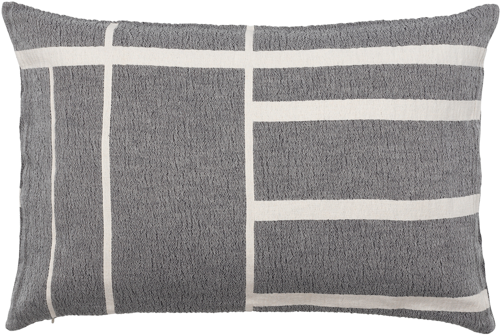 Ein rechteckiges Baumwollkissen mit den Maßen 40 x 60 cm, abgebildet im Stil der modernen Architektur. Das Design ist in neutralen Grautönen gehalten, mit weißen Linien, die ein geometrisches Muster aus Rechtecken bilden. Ideal für minimalistisches und skandinavisches Innendesign.