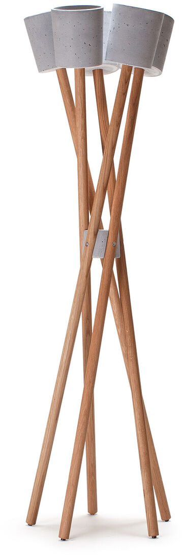 Ein modernes, minimalistisches Pflanzenhalter-Design namens Hochgarten, bestehend aus vier hölzernen Stäben und drei zylinderförmigen Blumentöpfen aus Zement.