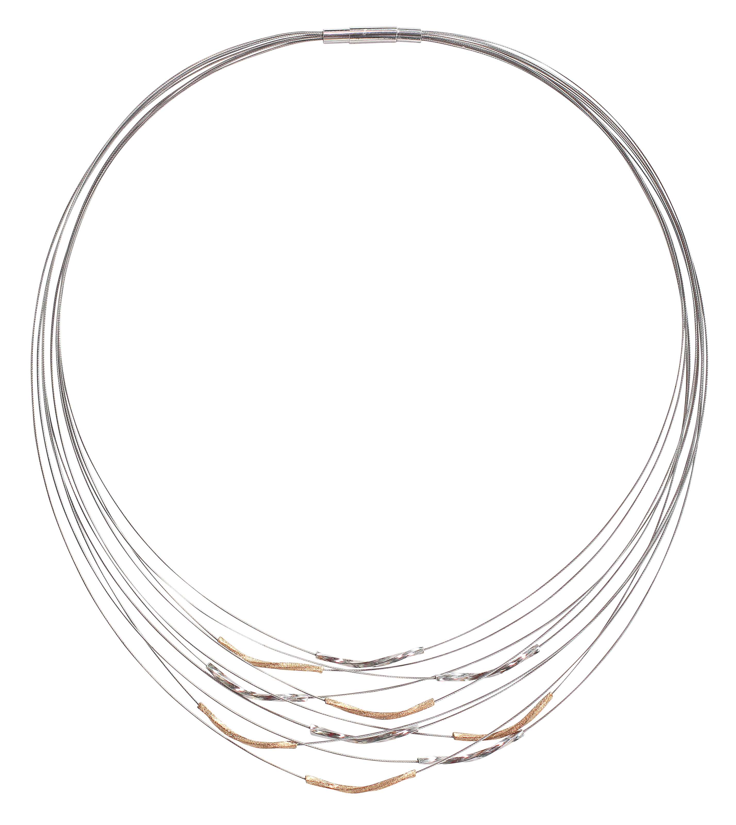 Silberfarbenes Collier mit mehreren feinen, ineinander verschlungenen Reihen und goldfarbenen Wellenakzenten, elegant und modern gestaltet.